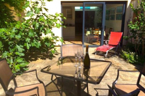 Thomas Street Townhouse - 4 Bedrooms & Courtyard Garden